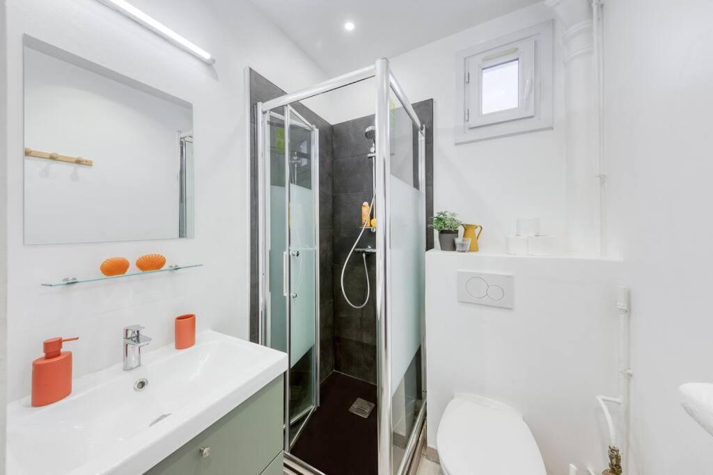 Au Quai De Seine De Paris Appartement- T2 فيتري سور سين المظهر الخارجي الصورة